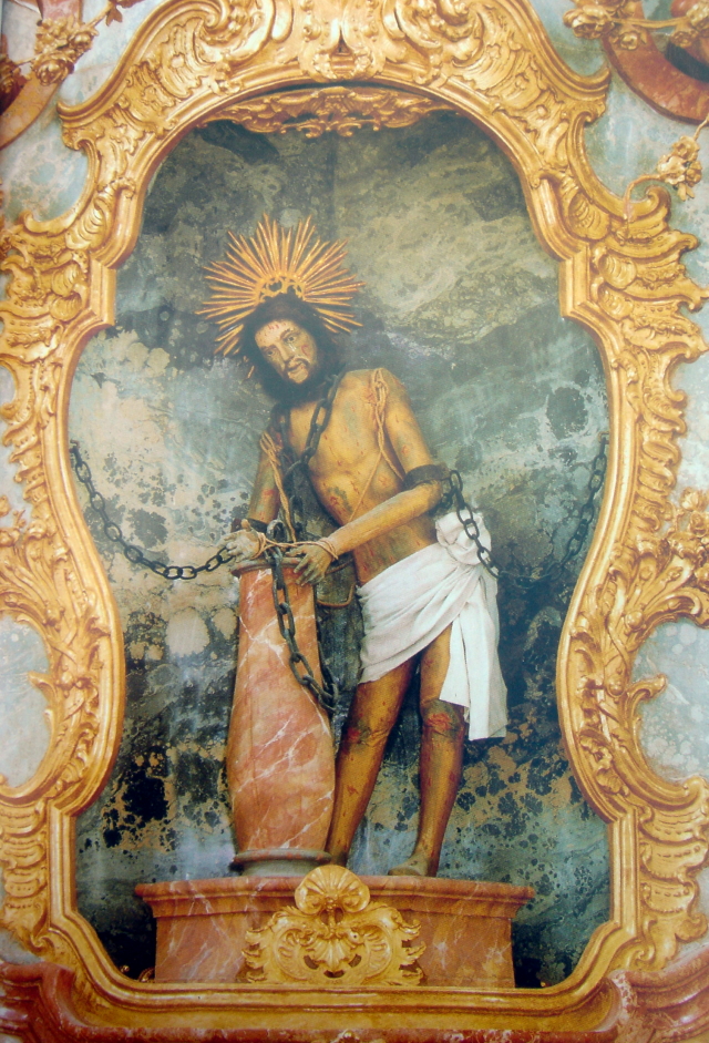 2007/04(April-May-Germany-Italy-Scotland)/09(Church of Wies-Bavaria)/640x480_2007-04-28-01-Statue.JPG